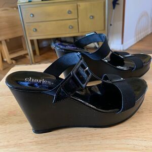 Charles David Wedge Sandals 4” Heels Black Patent Leather Adj Straps Sz 9.5